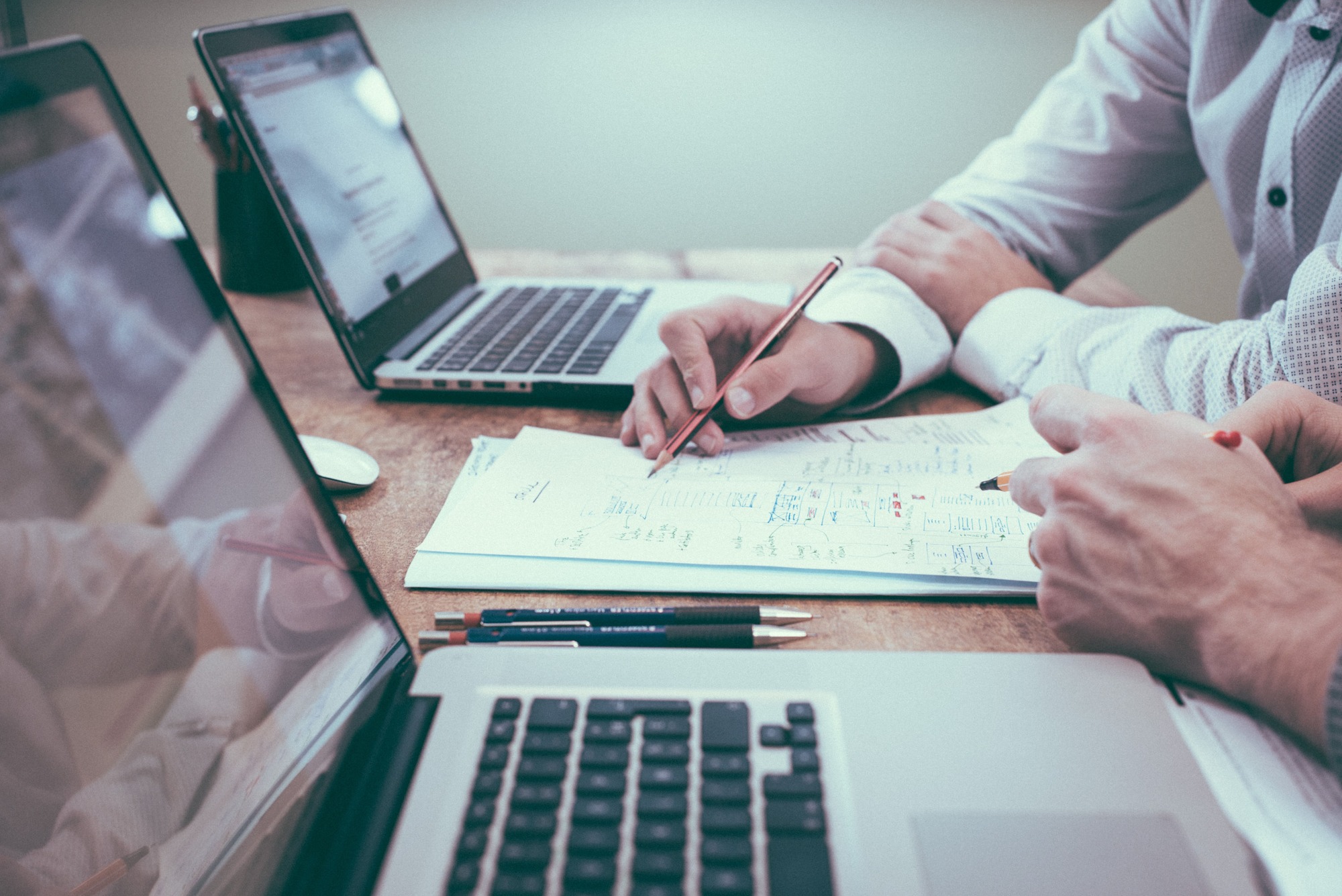 6469e31c65ec9_key-benefits-of-becoming-iso-9001-auditor (1) (1)